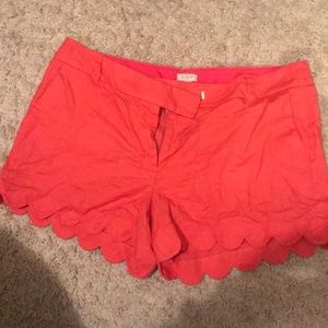 Salmon jcrew shorts with scalloped detail